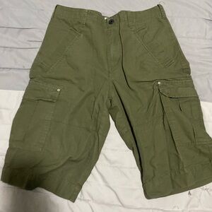 Express men’s cargo shorts army green